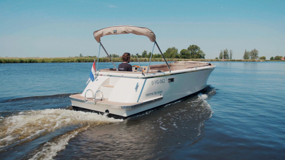 Lifestyle  Tender - Lifestyle Marine