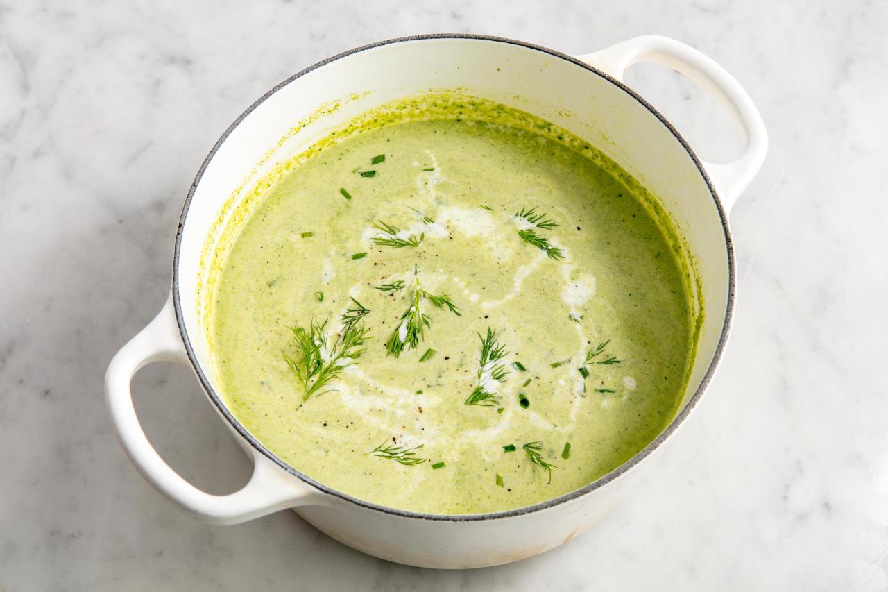 Velvety asparagus soup