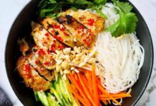 Vietnamese lemongrass chicken salad recipe