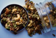 Spicy pumpkin seed cashew crunch