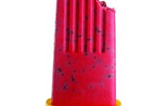 Raspberry frozen yogurt pops