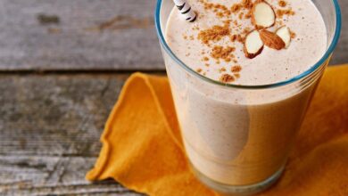 Creamy almond butter and banana smoothie
