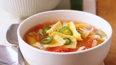 Slow cooker chicken tortilla soup recipe