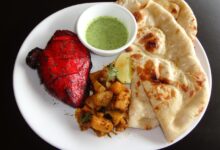 Chicken tandoori naan zzas