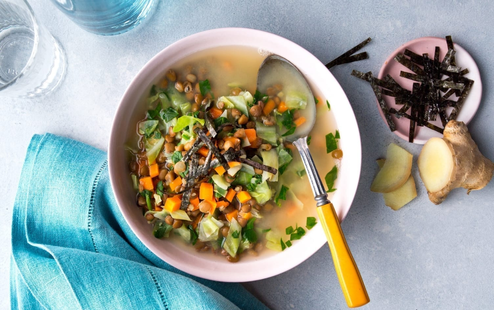 Lentil miso kale soup with nori