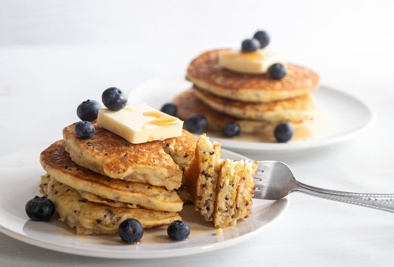 Pancakes quinoa thehealthyhunterblog