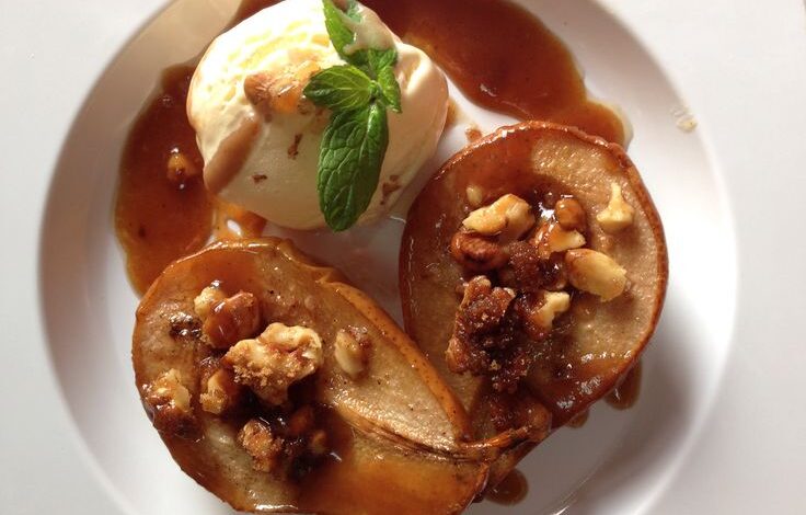 Baked pears with cinnamon honey