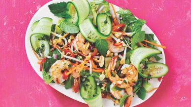 Vietnamese shrimp salad with mint chili dressing recipe