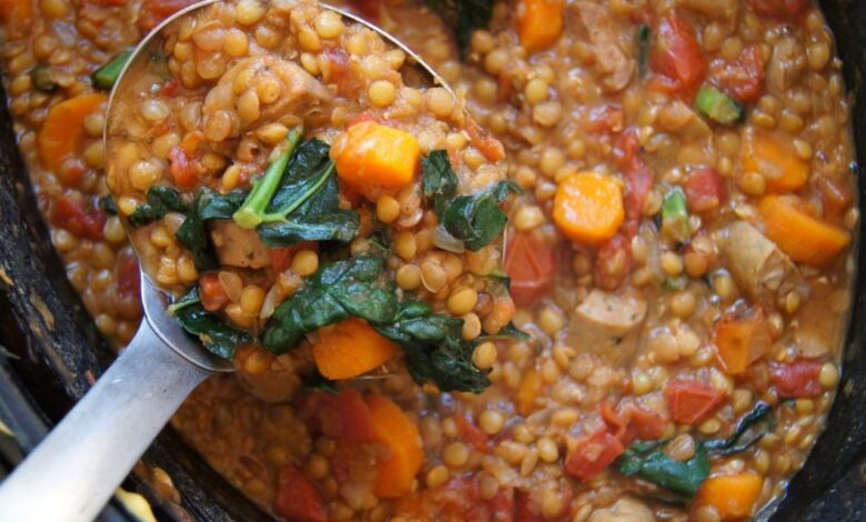 Slow cooker turmeric lentil stew