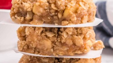 Apple oatmeal bars