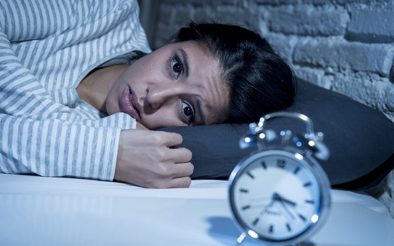 8 bad habits ruining sleep