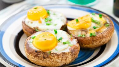 Portobello baked eggs with sun dried tomatoes