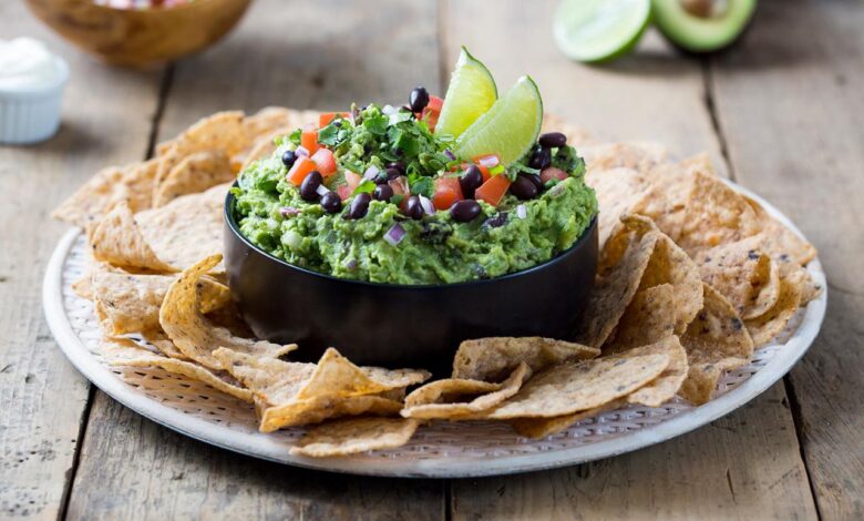 Black bean guacamole