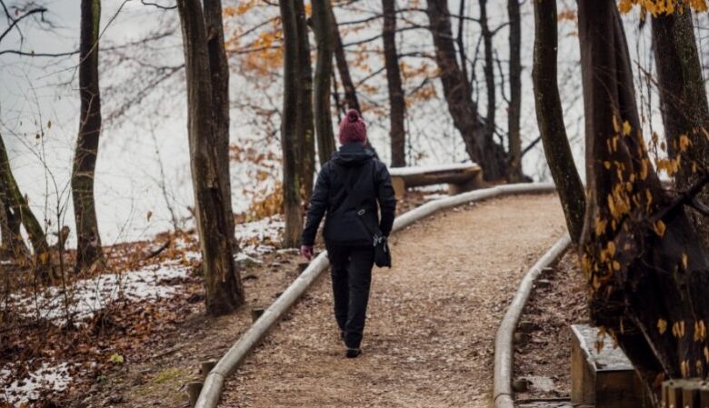 5 ways to step up your walking game this winter