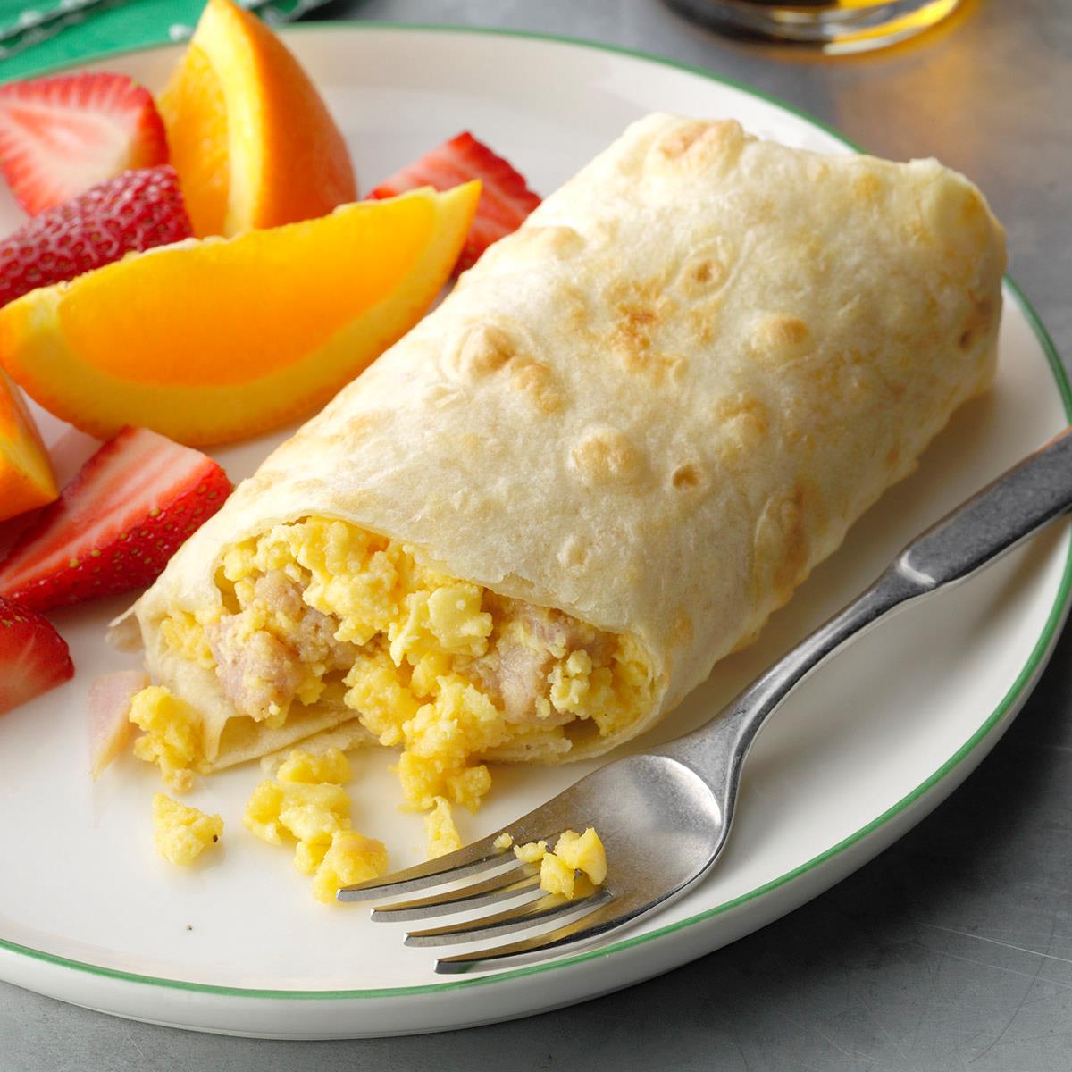 Egg and hummus breakfast wrap