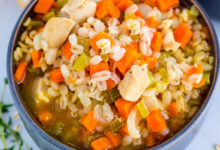 Slow cooker chicken and barley soup