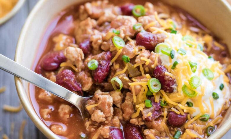 9 hearty chili recipes under 350 calories