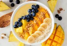 Banana mango oat smoothie