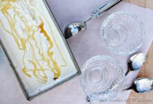 Honey vanilla frozen yogurt with caramelized pineapple