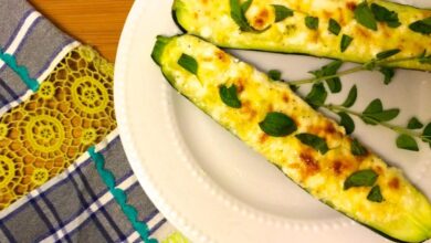 Zucchini boats baked