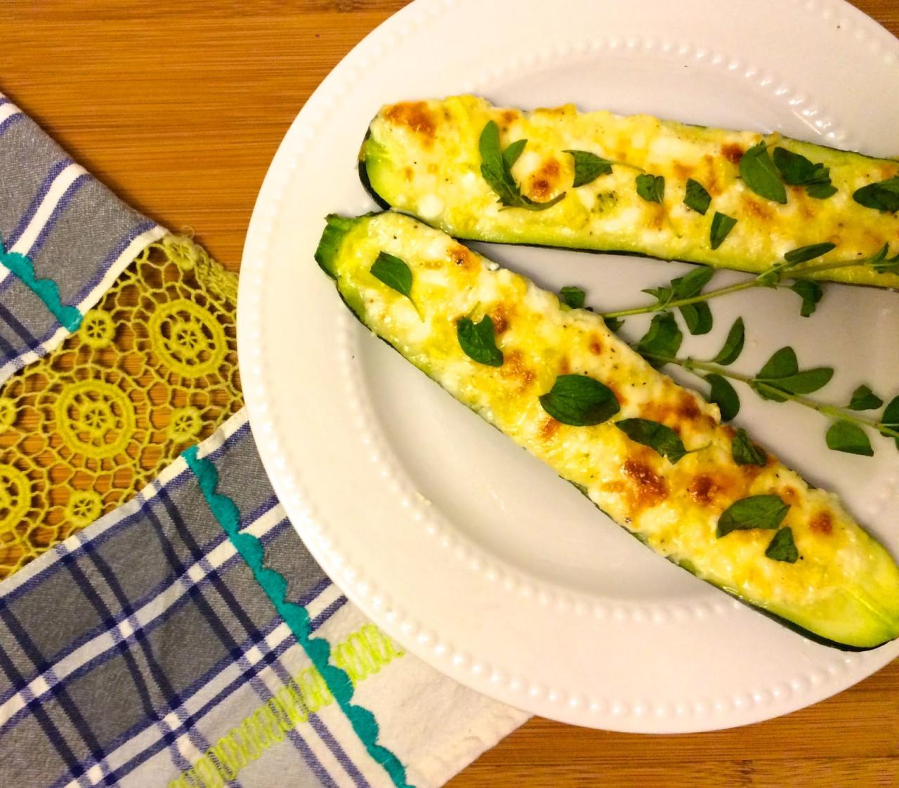 Zucchini boats baked