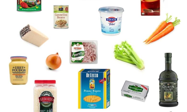 11 pantry items nutritionists stock