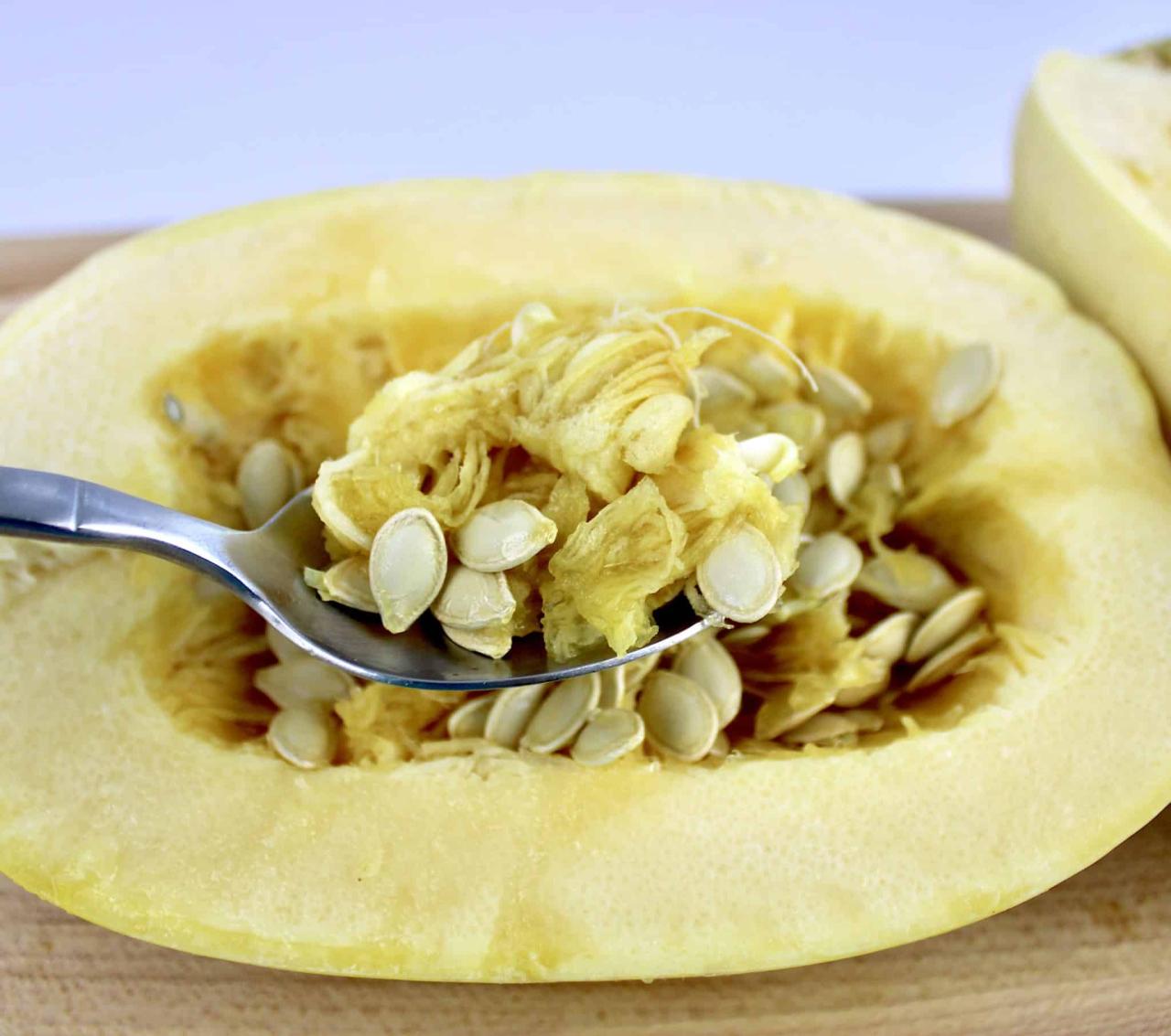 Garlic parmesan spaghetti squash