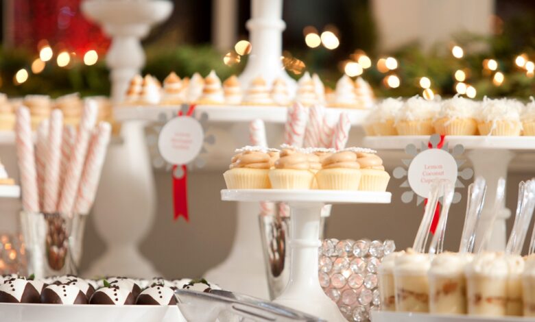 Dietitian tips for navigating the holiday dessert table