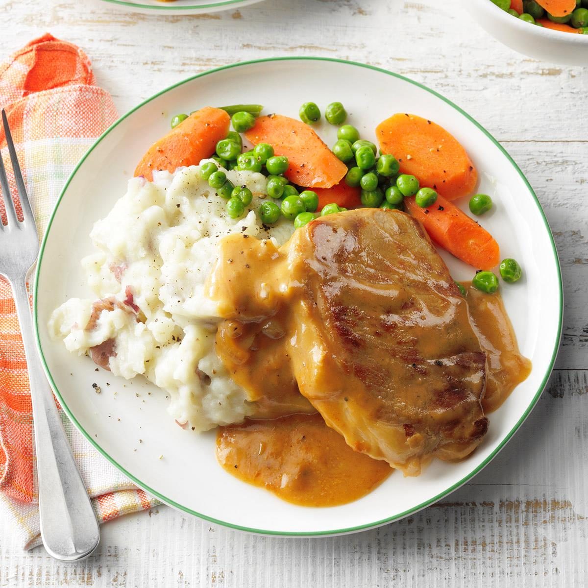 Slow cooker pork chop veggies