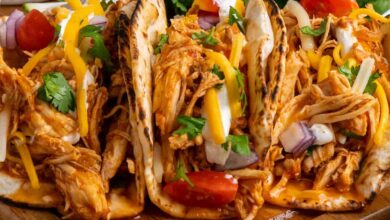 Slow cooker chicken pibil tacos