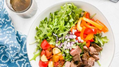 Tuscan steak with arugula salad