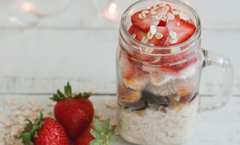 Lemony strawberry oat soak with kiwi mint