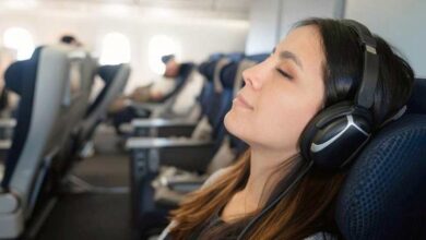 6 tips for sleeping on a plane