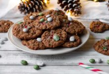 Vegan oat chocolate chip cookies