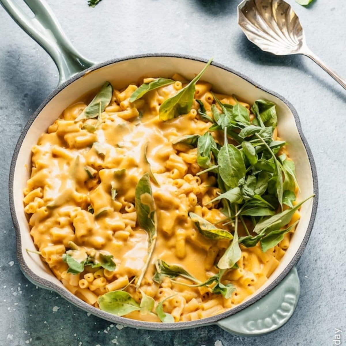 Vegan mac and cheese