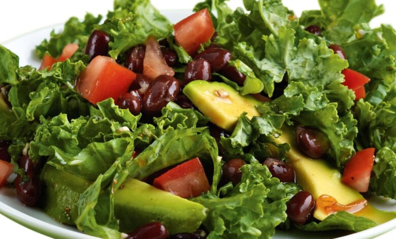Kale and black bean salad with avocado