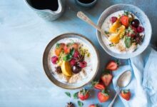 10 nutritious ways to eat oatmeal under 300 calories