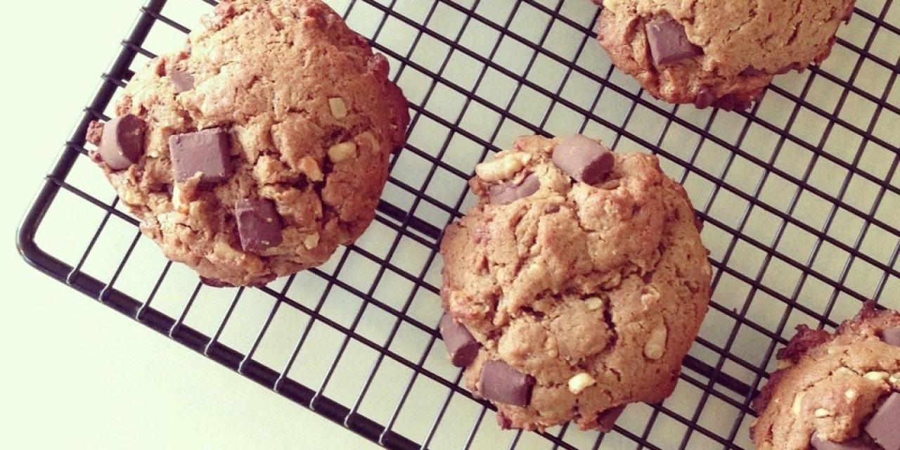 Paleo coconut flour cookies with collagen