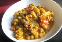 Chickpea and cauliflower curry