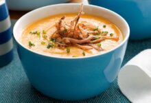 Creamy cauliflower and carrot soup