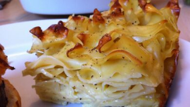 Cabbage and onion noodle kugel
