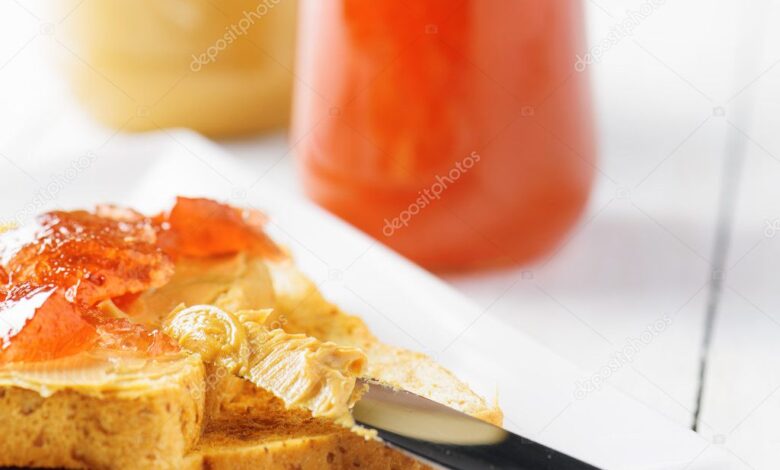 Strawberry chia jam and cashew butter toasts