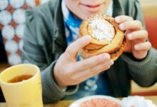 What these 3 food cravings really mean according to a rd