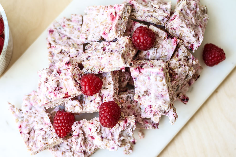 Frozen raspberry yogurt granola bites