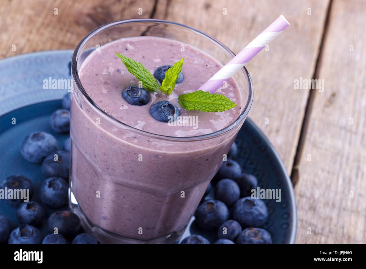 Health nut blueberry smoothie