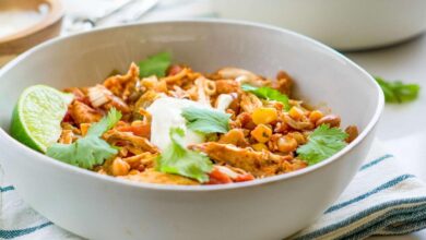 Easy slow cooker chicken chili