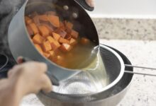 Slow cooker vegan mashed sweet potatoes