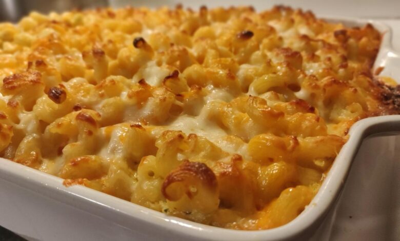 Skinny baked broccoli mac cheese