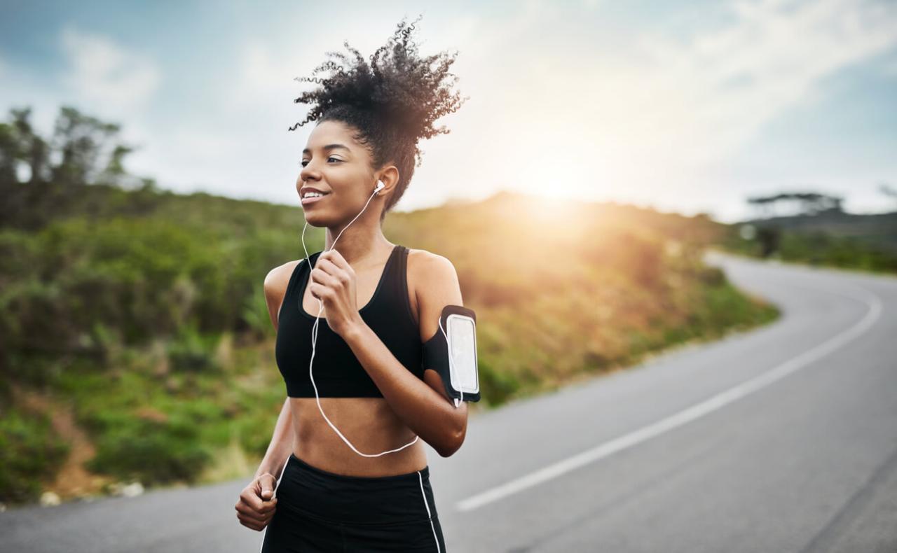 How to strategically use music before during and after a workout