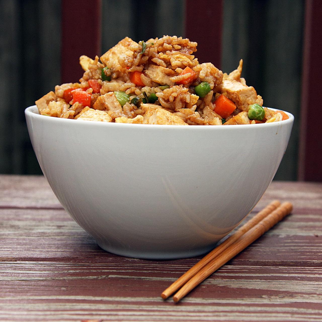 Instant pot tofu and vegetable fried rice